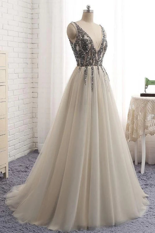Elegant V-Neck Sleeveless Prom Dress With Appliques Long Tulle Evening Gowns Simple gentle atmospheric and unique design