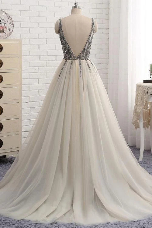 Elegant V-Neck Sleeveless Prom Dress With Appliques Long Tulle Evening Gowns Simple gentle atmospheric and unique design
