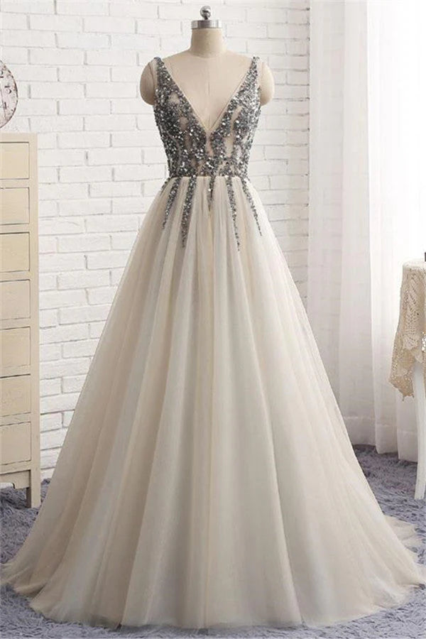 Elegant V-Neck Sleeveless Prom Dress With Appliques Long Tulle Evening Gowns Simple gentle atmospheric and unique design
