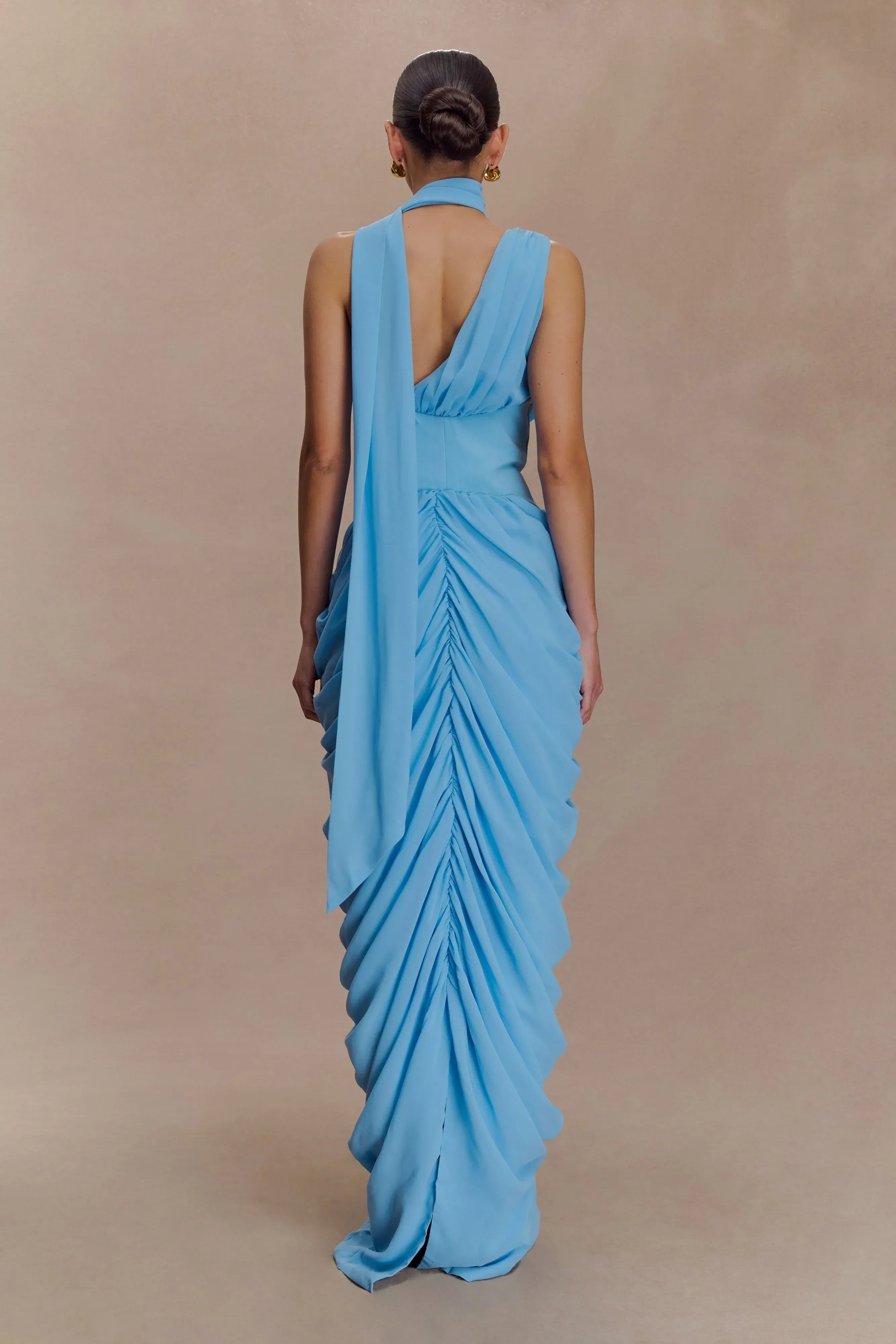 Enchanting Sheath Cowl Neck Sleeveless Draped Back Floor Length Prom Dress
