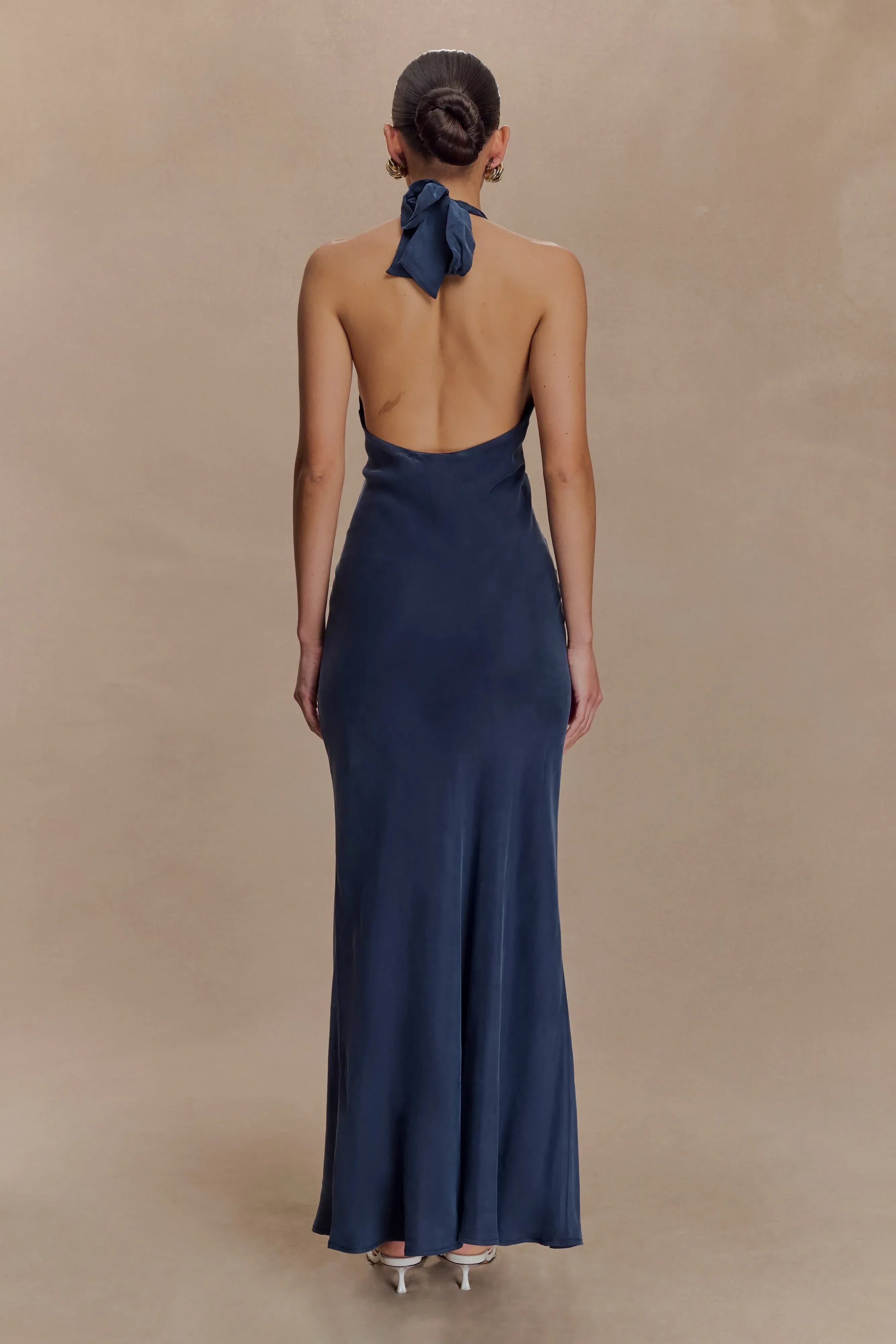 Enchanting Sheath Halter Neck Sleeveless Tie Back Open Back Floor Length Prom Dress