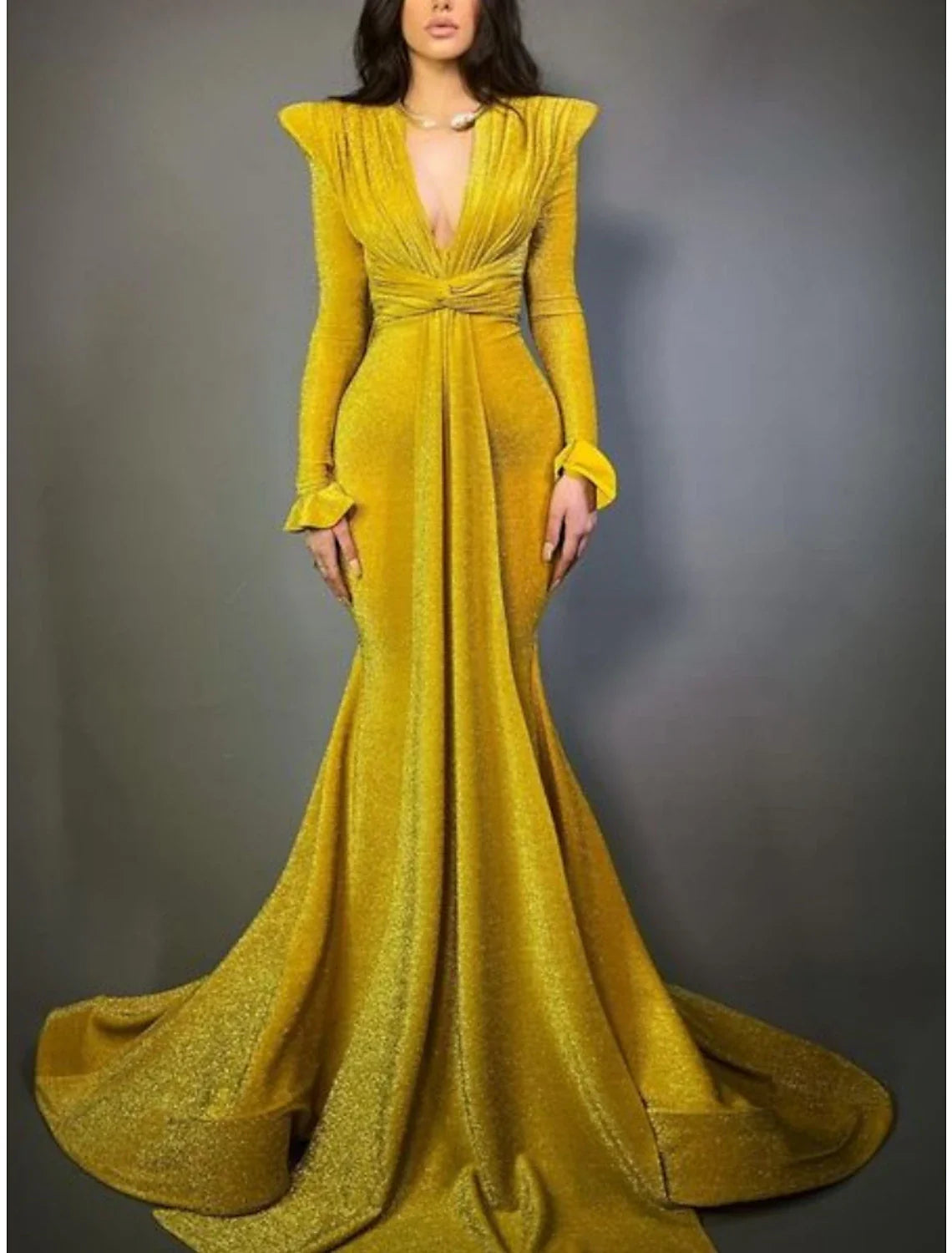 Evening Gown Elegant Dress Formal Court Train Christmas Long Sleeve V Neck Lurex Fabric with Glitter Pleats Ruched simple gentle atmospheric and unique desi Bring summer colors to enhance whiteness