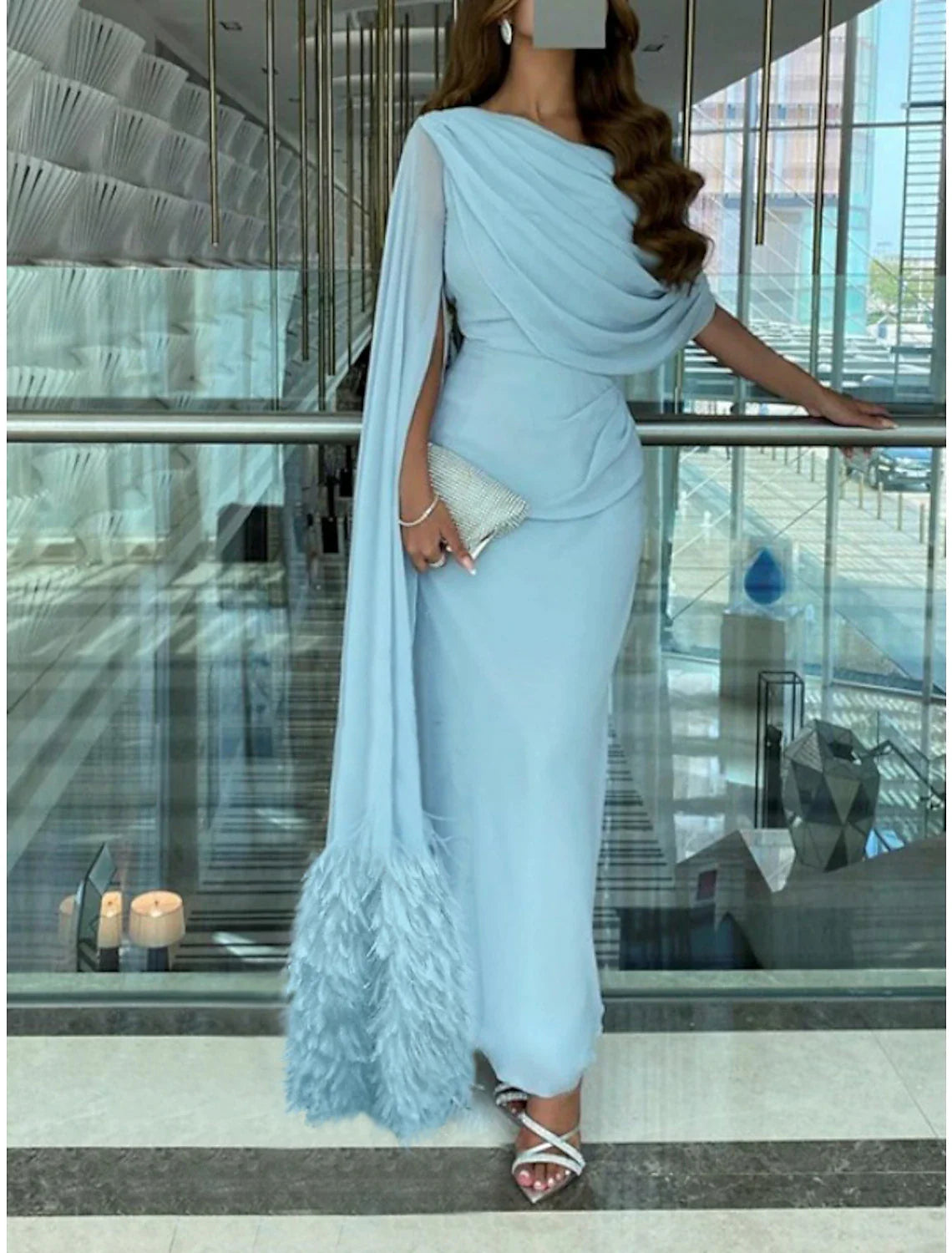 Evening Gown Elegant Dress Formal Fall Sweep / Brush Train Sleeveless Cowl Neck Chiffon with Feather Ruched Slit simple gentle atmospheric and unique desi Bring summer colors to enhance whiteness