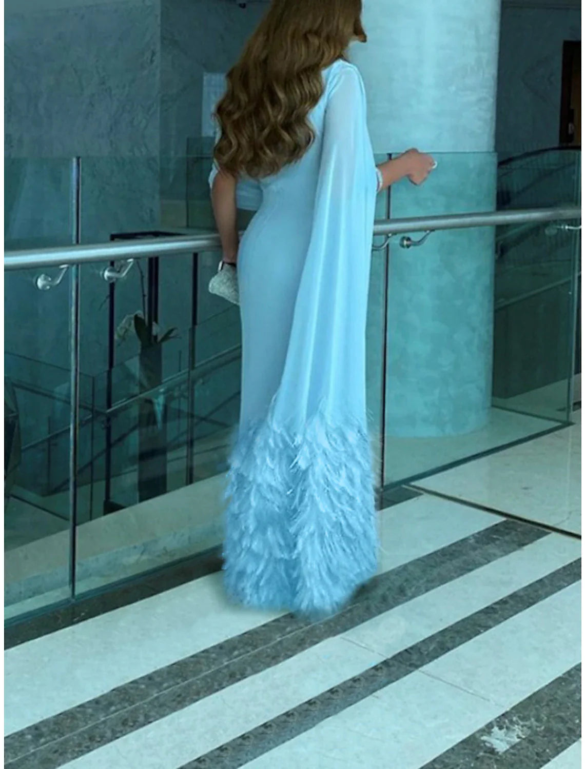 Evening Gown Elegant Dress Formal Fall Sweep / Brush Train Sleeveless Cowl Neck Chiffon with Feather Ruched Slit simple gentle atmospheric and unique desi Bring summer colors to enhance whiteness