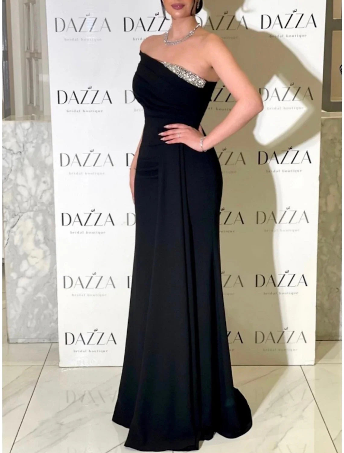 Evening Gown Elegant Dress Formal Sweep Brush Train Black Dress Sleeveless One Shoulder Satin with Pleats Sequin simple gentle atmospheric and unique desi Bring summer colors to enhance whiteness