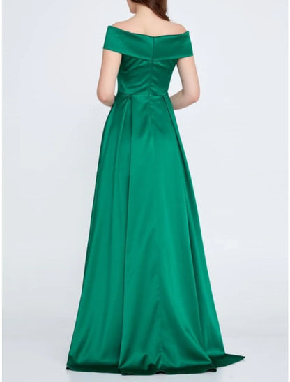 Evening Gown Elegant Dress Formal Sweep Brush Train Christmas Red Green Dress Sleeveless Off Shoulder Satin with Pleats Crystals simple gentle atmospheric and unique desi Bring summer colors to enhance whiteness
