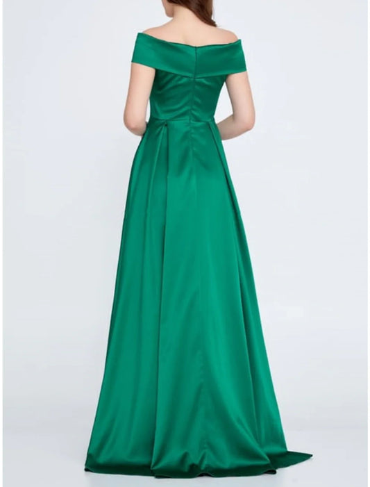 Evening Gown Elegant Dress Formal Sweep Brush Train Christmas Red Green Dress Sleeveless Off Shoulder Satin with Pleats Crystals simple gentle atmospheric and unique desi Bring summer colors to enhance whiteness