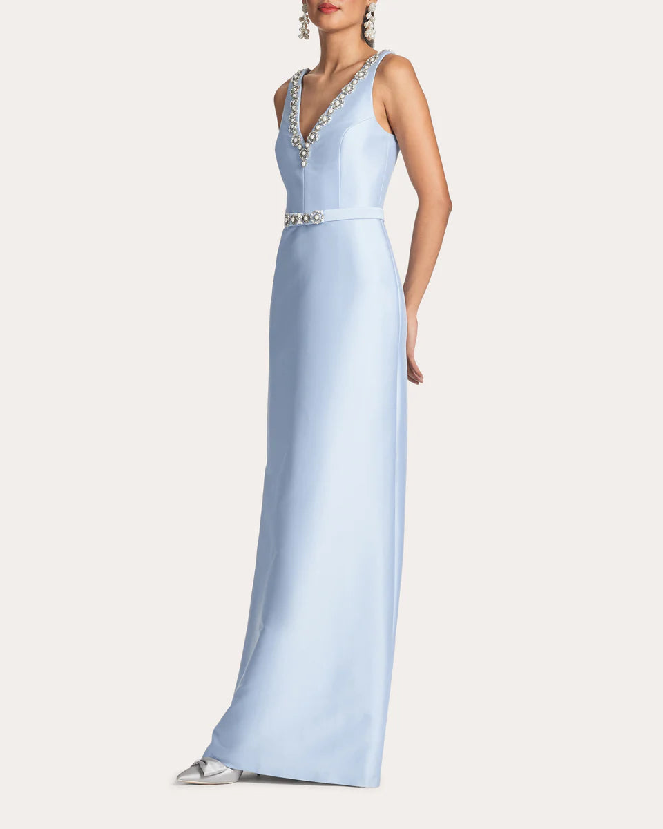 Garda Crystal-Embellished Stretch-Mikado Gown simple gentle atmospheric and unique desi Bring summer colors to enhance whiteness