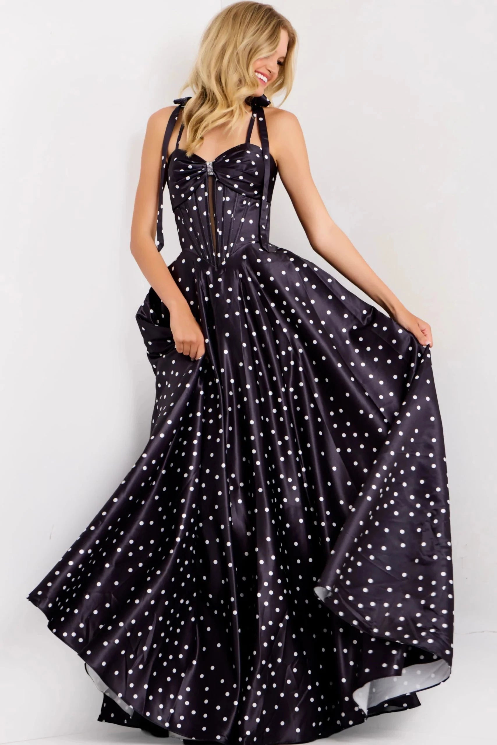Glamorous Ballgown Sweetheart Sleeveless Lace-Up-Back Floor-Length Prom Dress