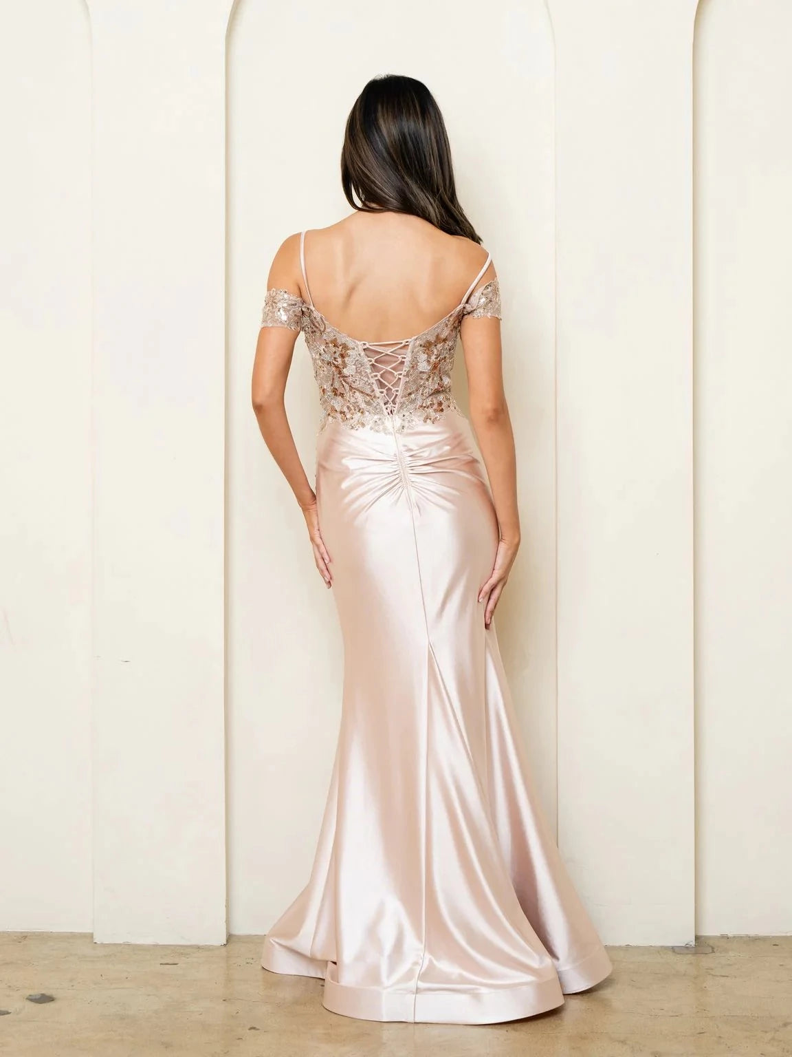 Glamorous Mermaid Off-Shoulder Spaghetti Strap Lace Up Back Floor Length Prom Dress