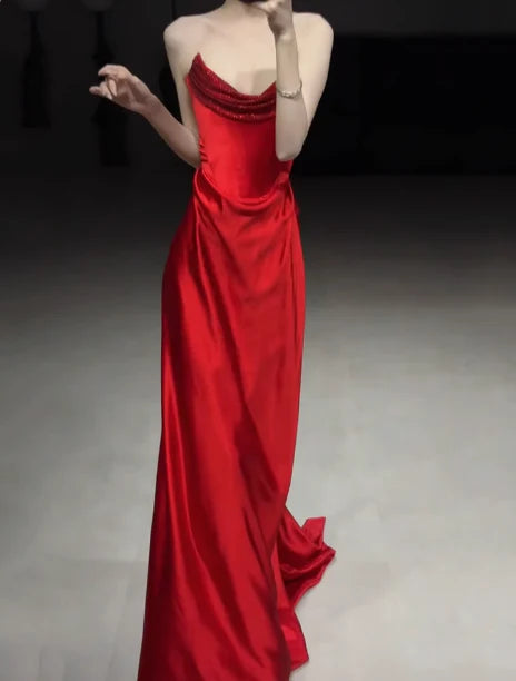 Gorgeous Sheath Strapless Red Satin Prom Dresses Formal Summer Wedding Guest Dresses Wedding Guest Outfits  simple gentle atmospheric and unique desi Bring summer colors to enhance whiteness