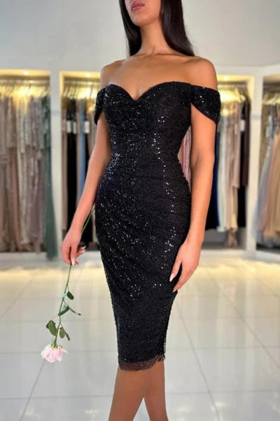Gorgeous Short Black Off-the-shoulder Glitter Cocktail Dress Simple gentle atmospheric and unique design