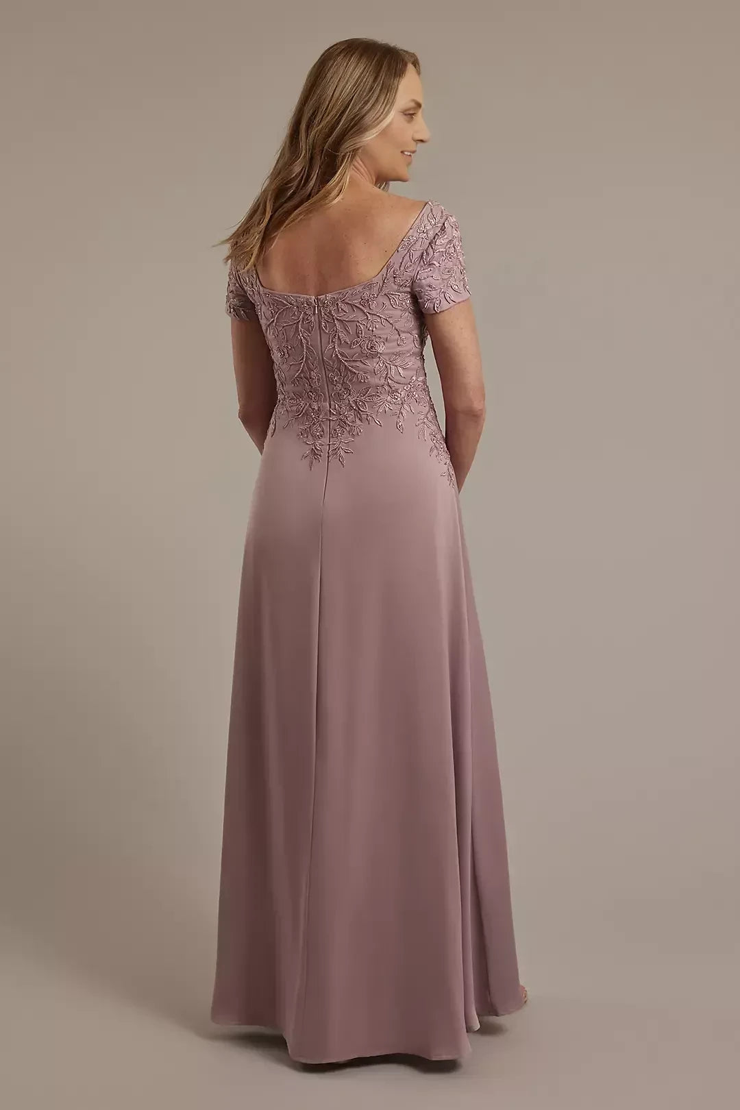 Graceful A Line Square Neck Short Sleeve Lace Back Floor Length Mother of the Bride Dress