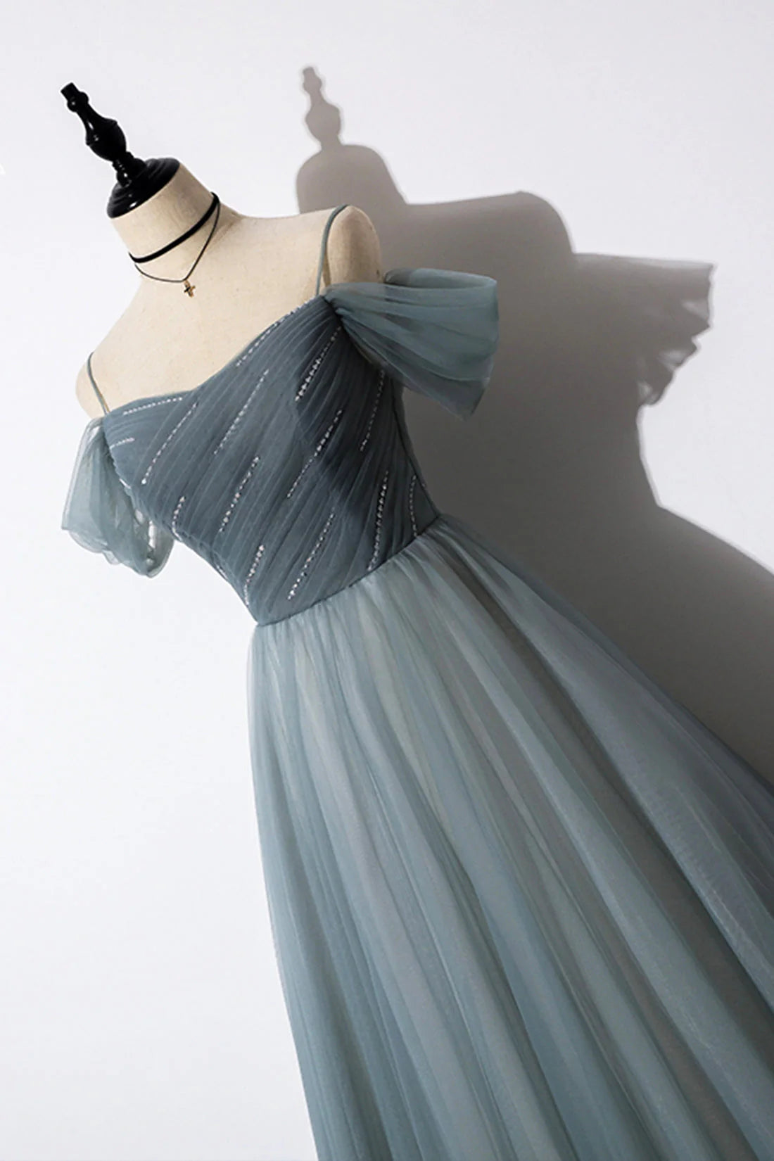Gray Blue Spaghetti Strap Tulle Floor Length Prom Dress Off Shoulder Evening Party Dress simple gentle atmospheric and unique desi Bring summer colors to enhance white ﻿