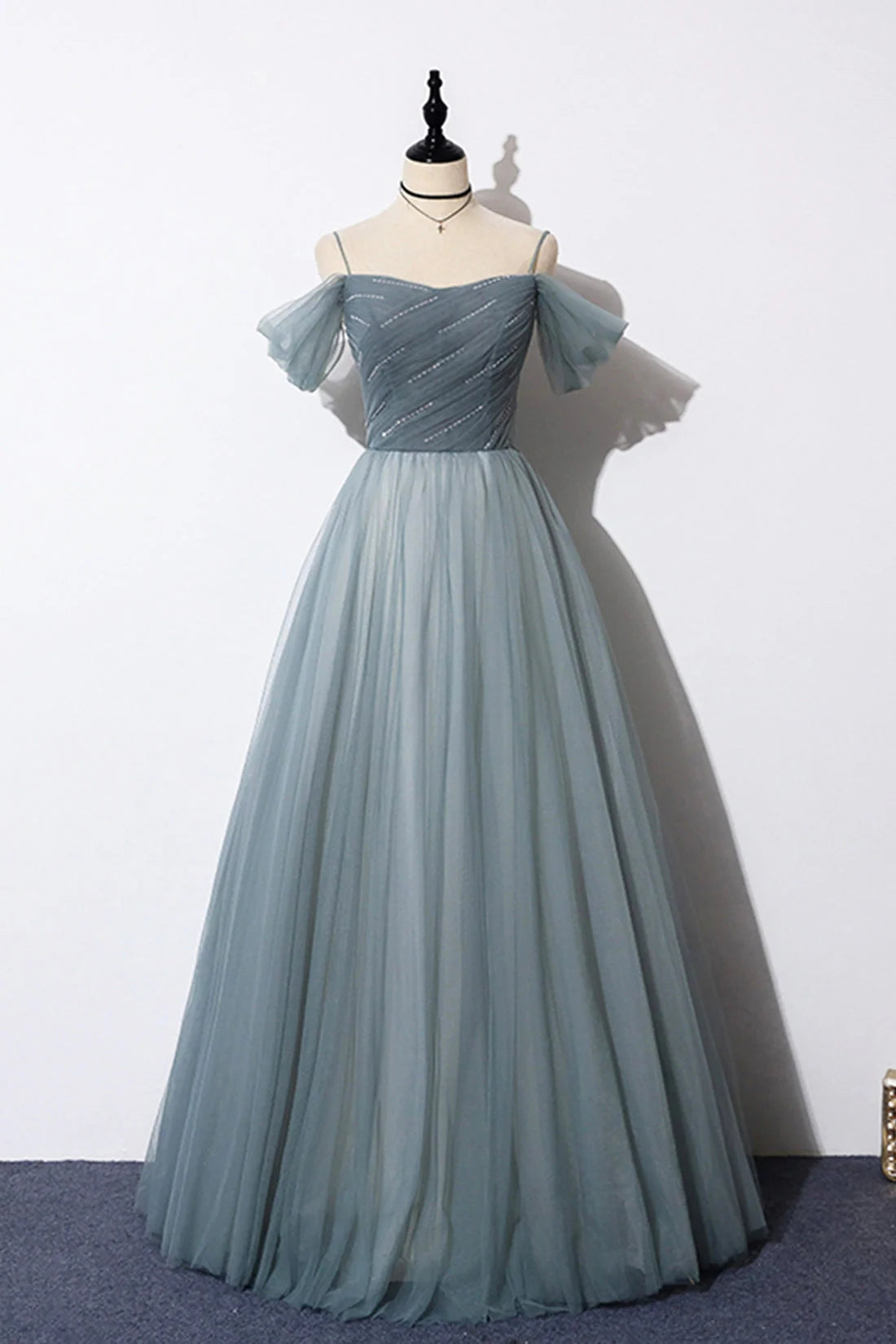 Gray Blue Spaghetti Strap Tulle Floor Length Prom Dress Off Shoulder Evening Party Dress simple gentle atmospheric and unique desi Bring summer colors to enhance white ﻿