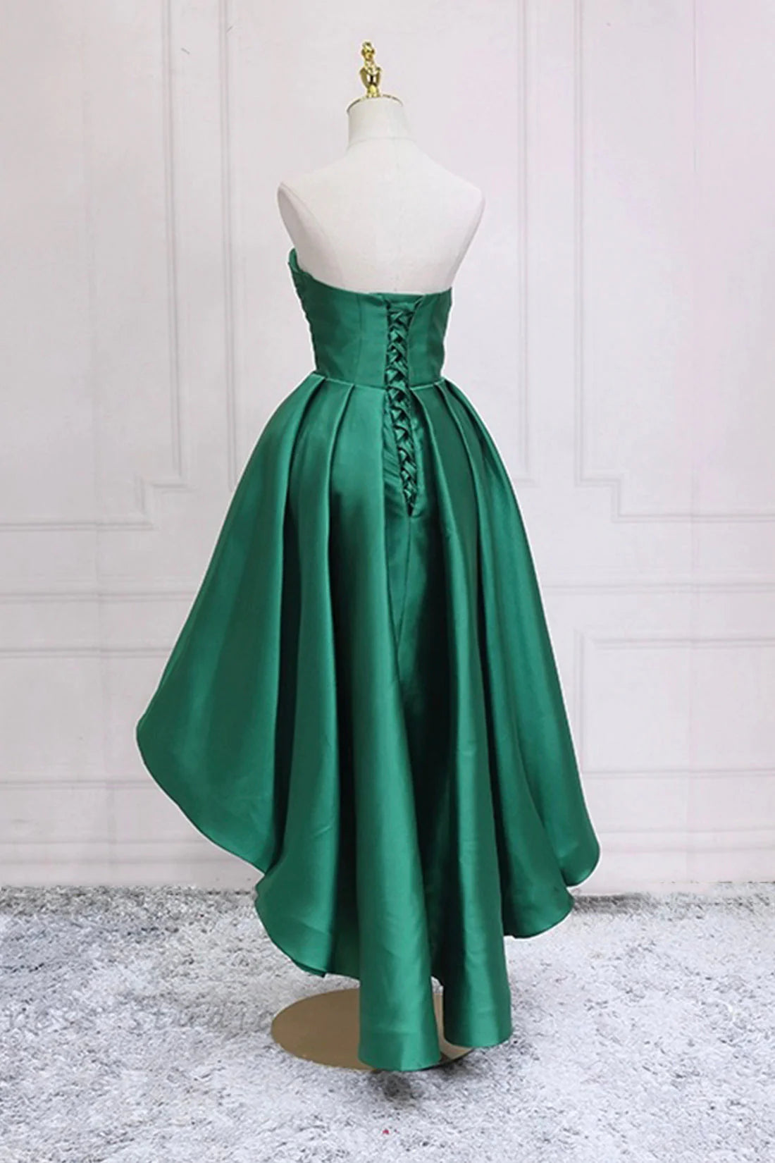 Green Satin High Low Prom Dress Cute Sweetheart Neck Evening Party Dress simple gentle atmospheric and unique desi Bring summer colors to enhance white