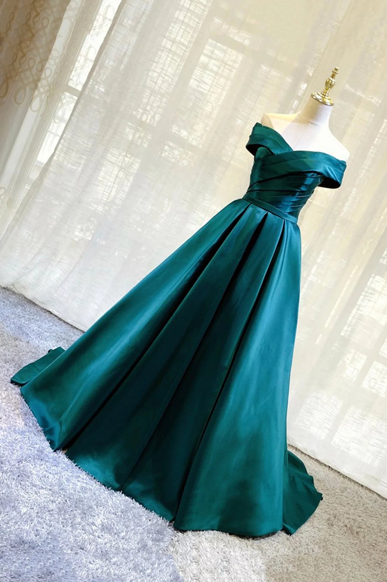 Green Satin Long A-Line Prom Dress Simple Off the Shoulder Evening Dress simple gentle atmospheric and unique desi Bring summer colors to enhance whitenes