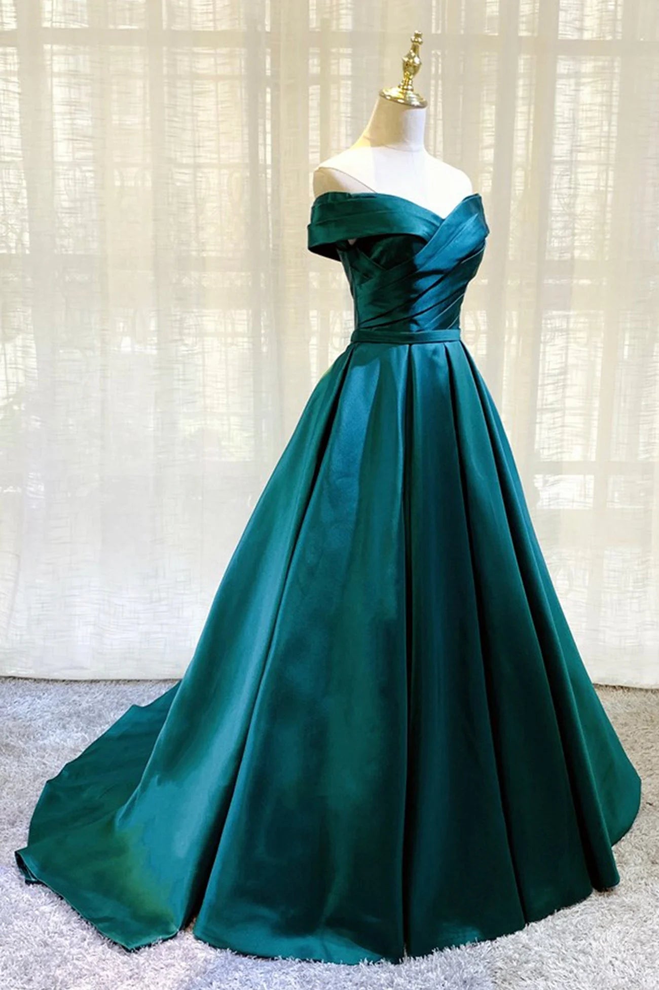 Green Satin Long A-Line Prom Dress Simple Off the Shoulder Evening Dress simple gentle atmospheric and unique desi Bring summer colors to enhance whitenes