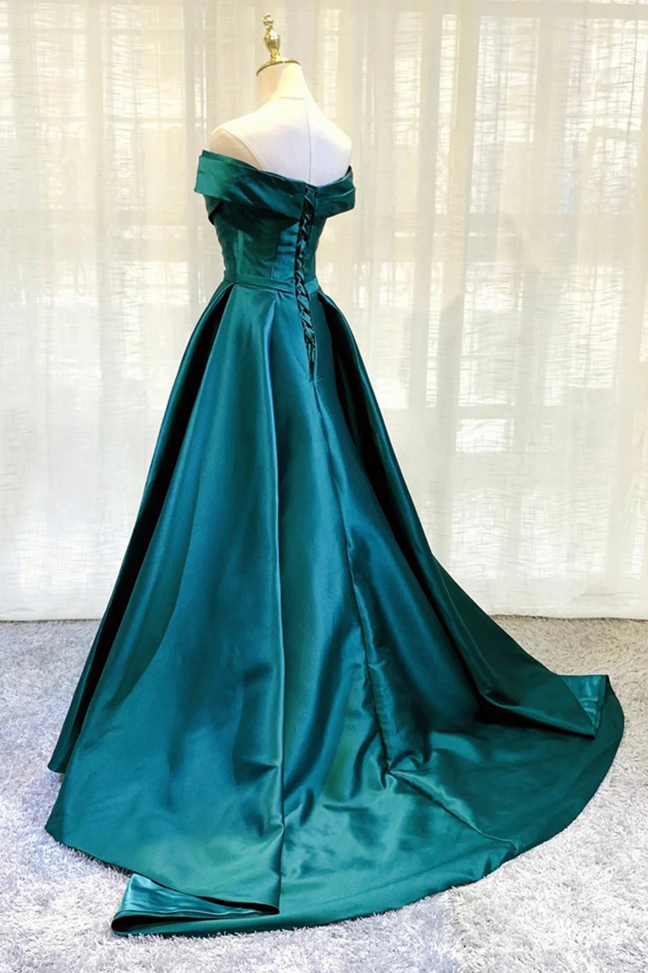 Green Satin Long A-Line Prom Dress Simple Off the Shoulder Evening Dress simple gentle atmospheric and unique desi Bring summer colors to enhance whitenes
