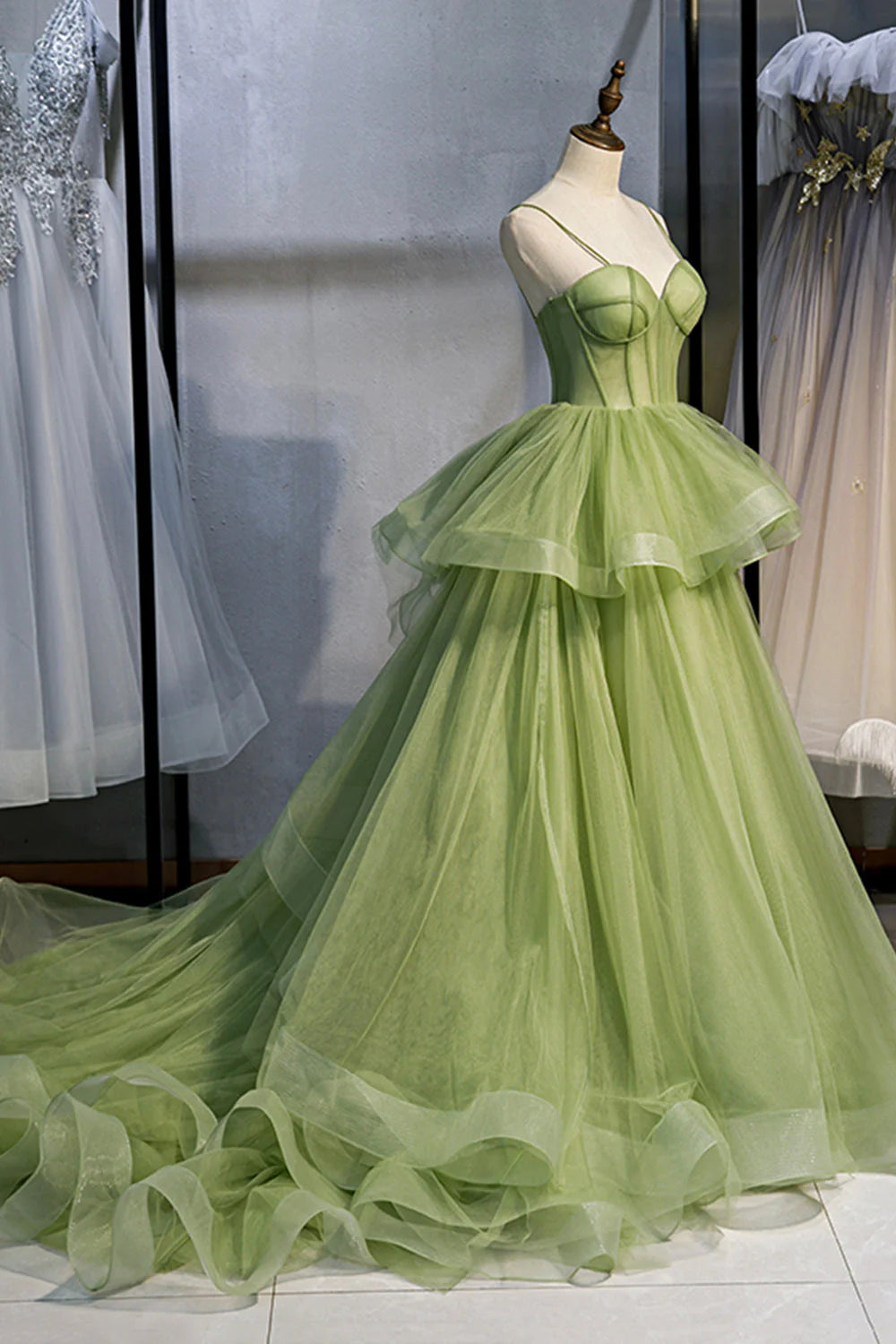 Green Sweetheart Tulle Long Prom Dress Beautiful A-Line Evening Graduation Dress simple gentle atmospheric and unique desi Bring summer colors to enhance white