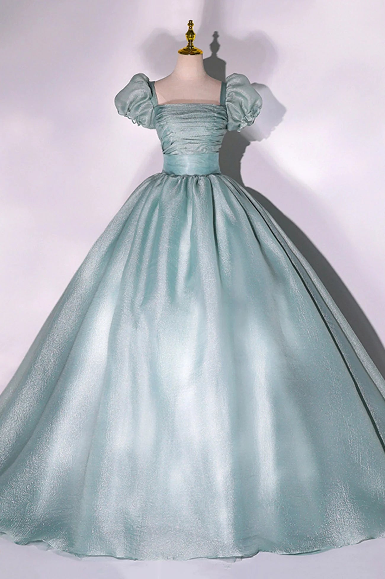 Green Tulle Long A-Line Prom Dress Cute Short Sleeve Evening Party Dress simple gentle atmospheric and unique desi Bring summer colors to enhance whitenes