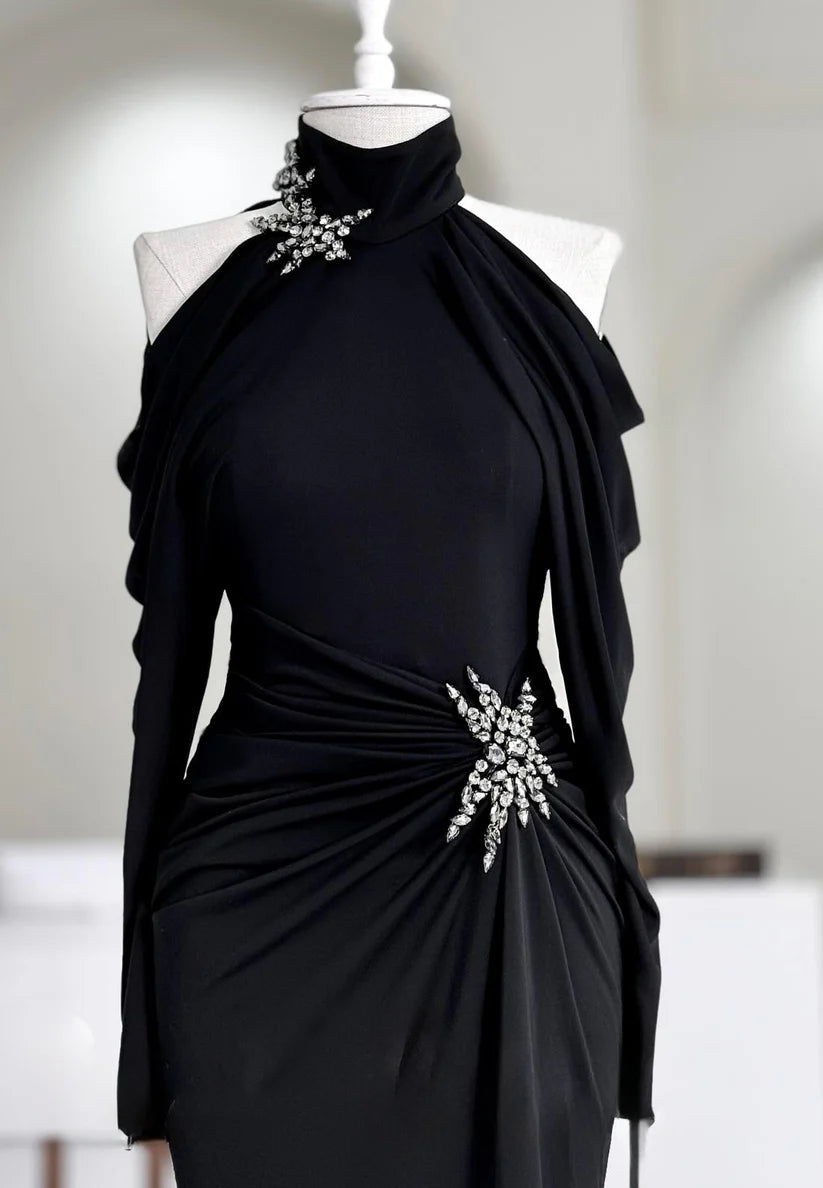 High Neck Long Sleeves Beaded Side Slit Mermaid Evening Dress simple gentle atmospheric and unique desi Bring summer colors to enhance whiteness