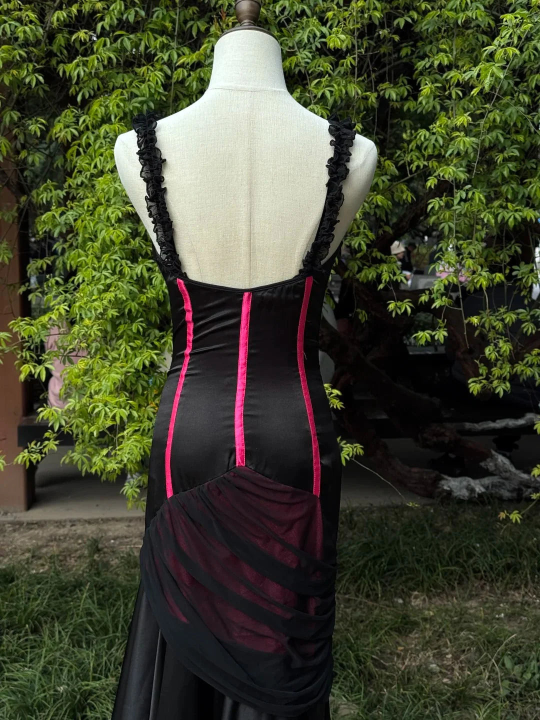 Lace Fashion Retro Elegant Exquisite Heart Shape Neck Long Tulle Sexy Prom Dress simple gentle atmospheric and unique desi Bring summer colors to enhance whiteness