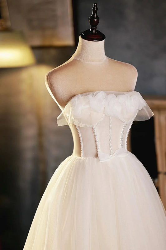 Light Champagne Strapless Tulle Short Prom Dress with 3D Flowers Cute A-Line Party Dress simple gentle atmospheric and unique desi Bring summer colors to enhance white