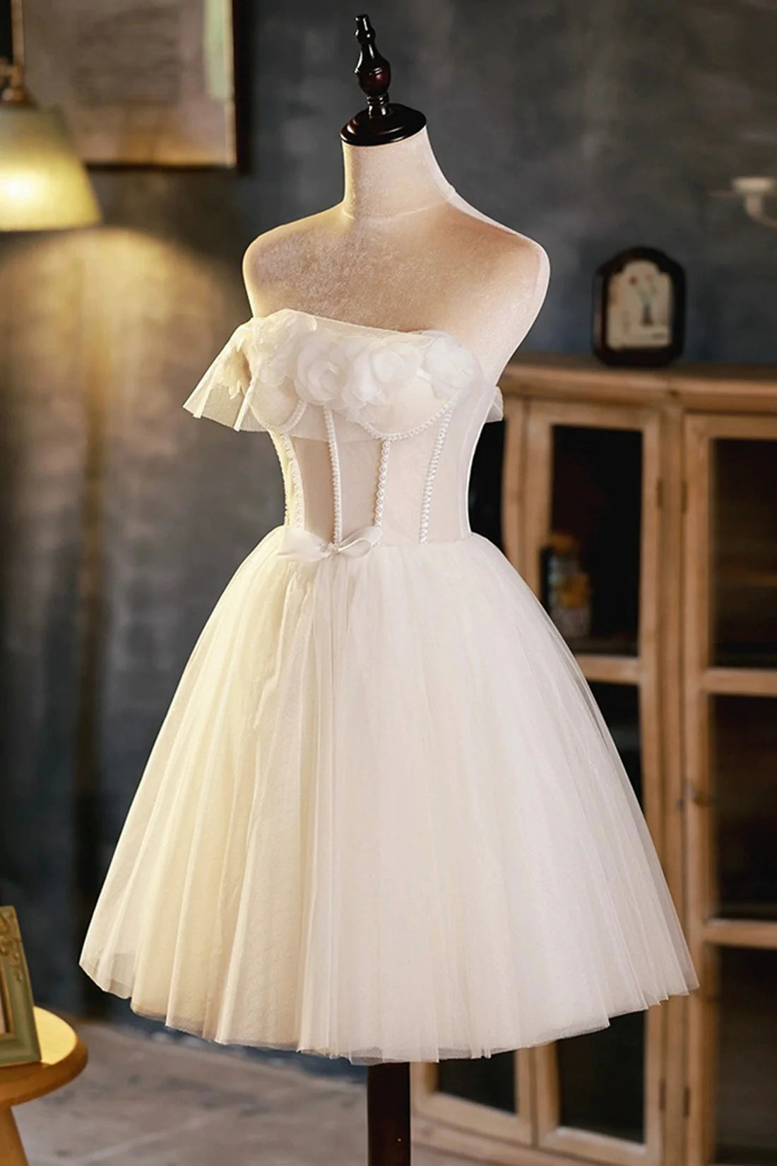 Light Champagne Strapless Tulle Short Prom Dress with 3D Flowers Cute A-Line Party Dress simple gentle atmospheric and unique desi Bring summer colors to enhance white