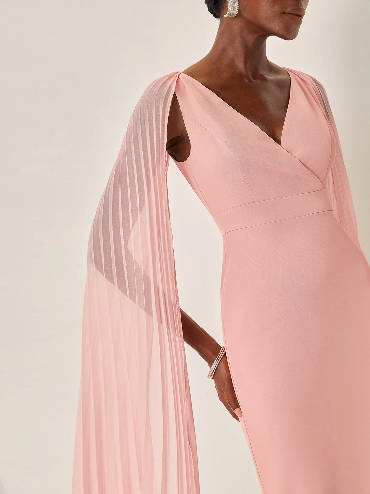 Light Pink Pleated Classic V Neck Sleeveless Sheath Midi Dress simple gentle atmospheric and unique desi Bring summer colors to enhance whiteness