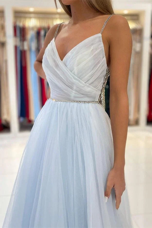 Light blue chiffon dress with deep V-neck strap suitable for dinner parties
