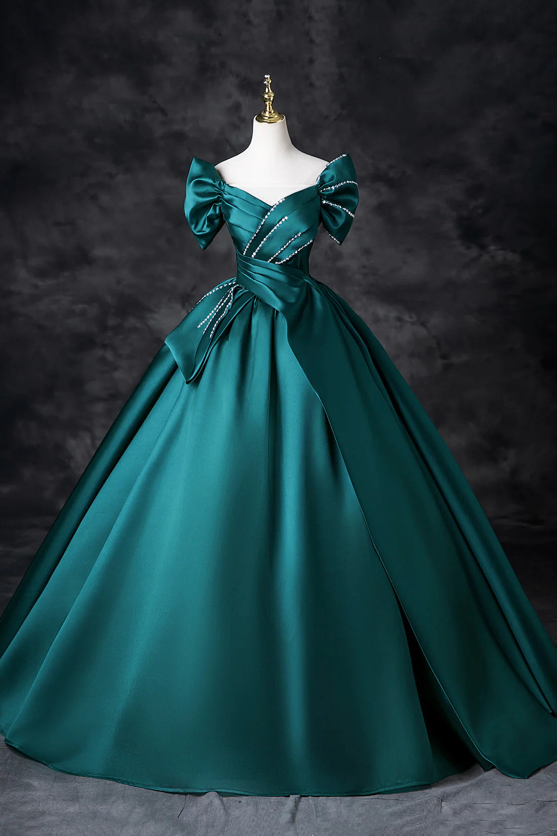 Long A-Line Prom Dress Green Off the Shoulder Evening Party Dress simple gentle atmospheric and unique desi Brin
