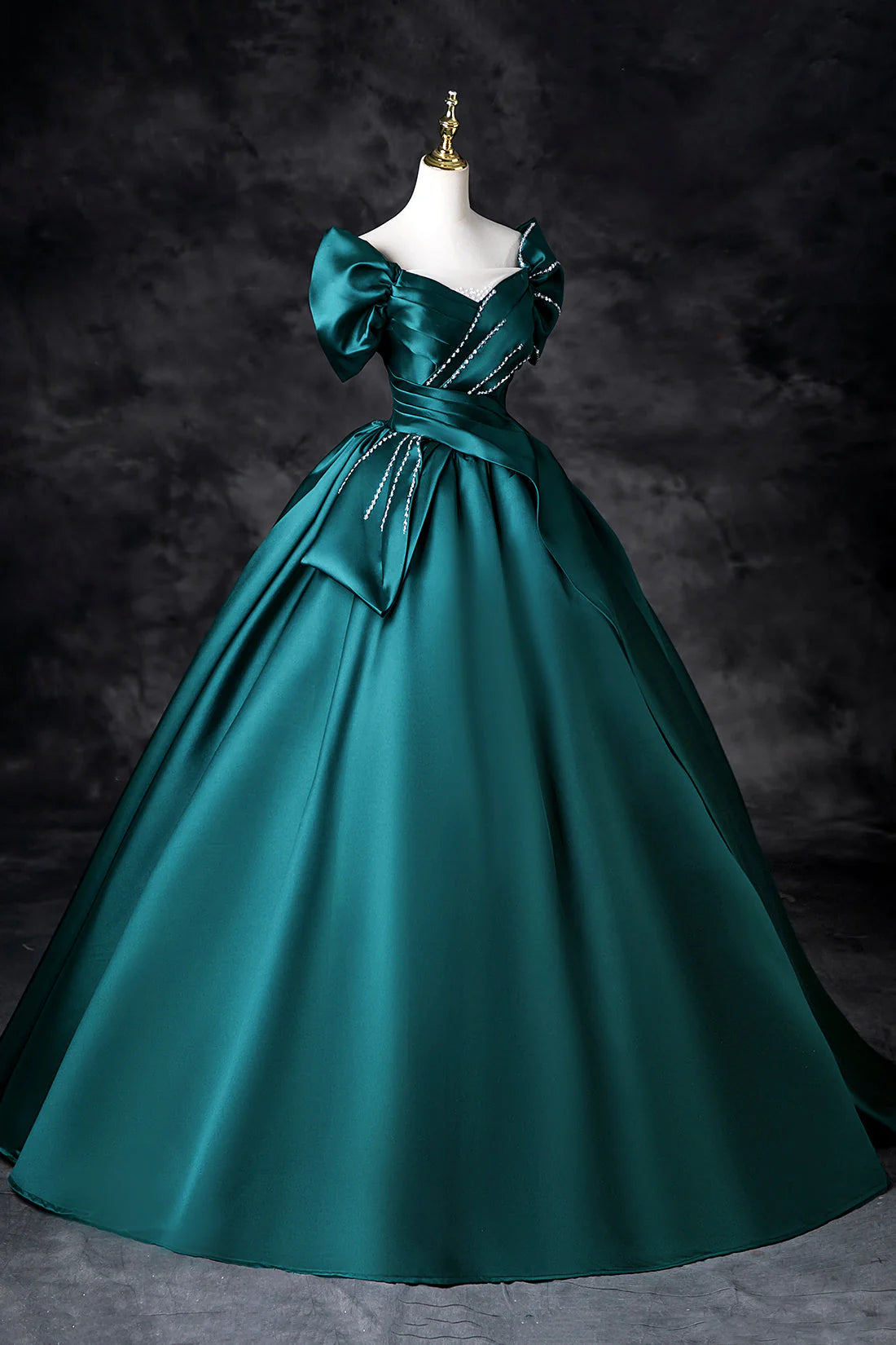 Long A-Line Prom Dress Green Off the Shoulder Evening Party Dress simple gentle atmospheric and unique desi Brin