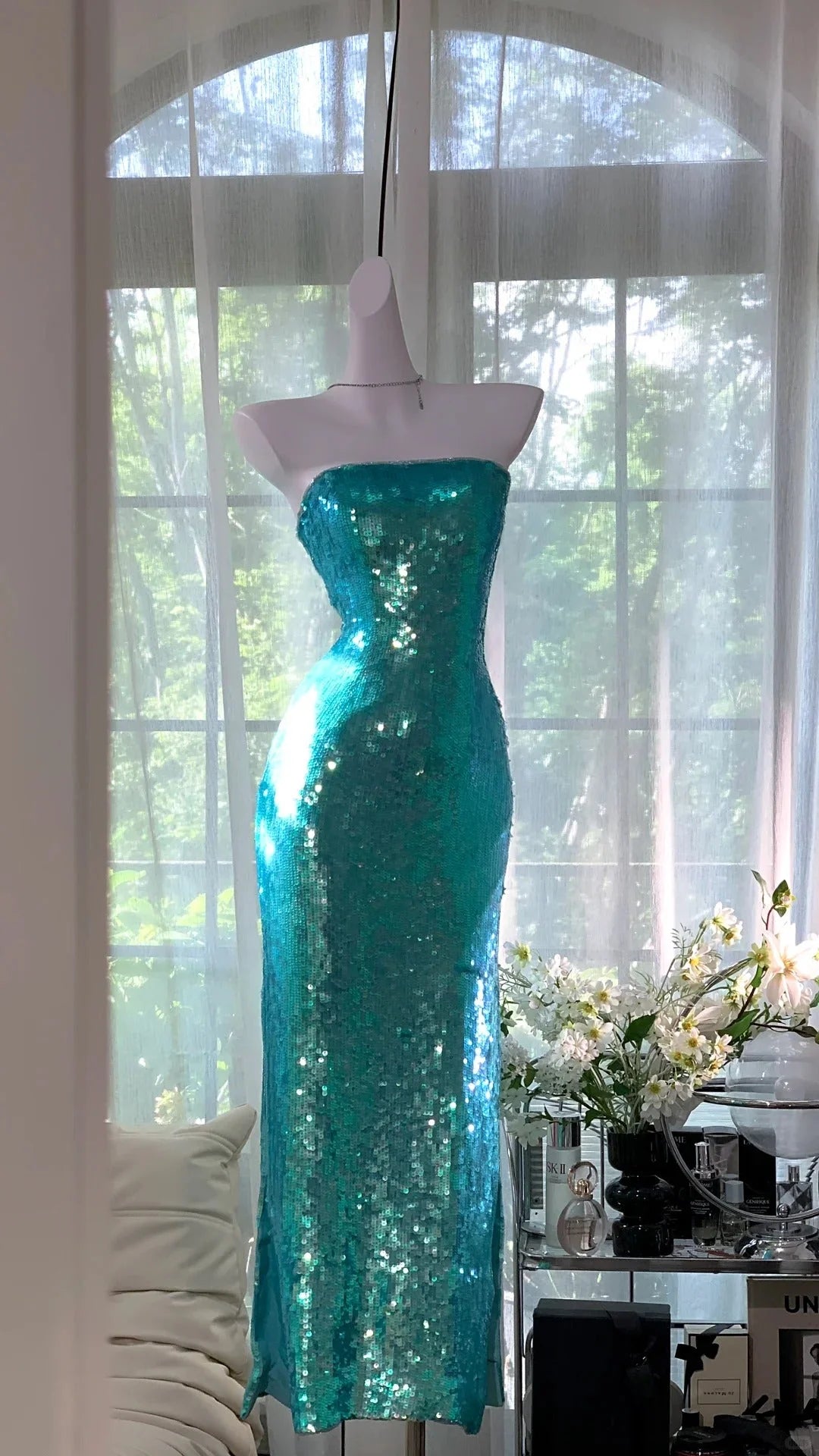 Long Sequin Prom Dress Evening Dress Party Dress simple gentle atmospheric and unique desi Bring summer colors to enhance whiteness
