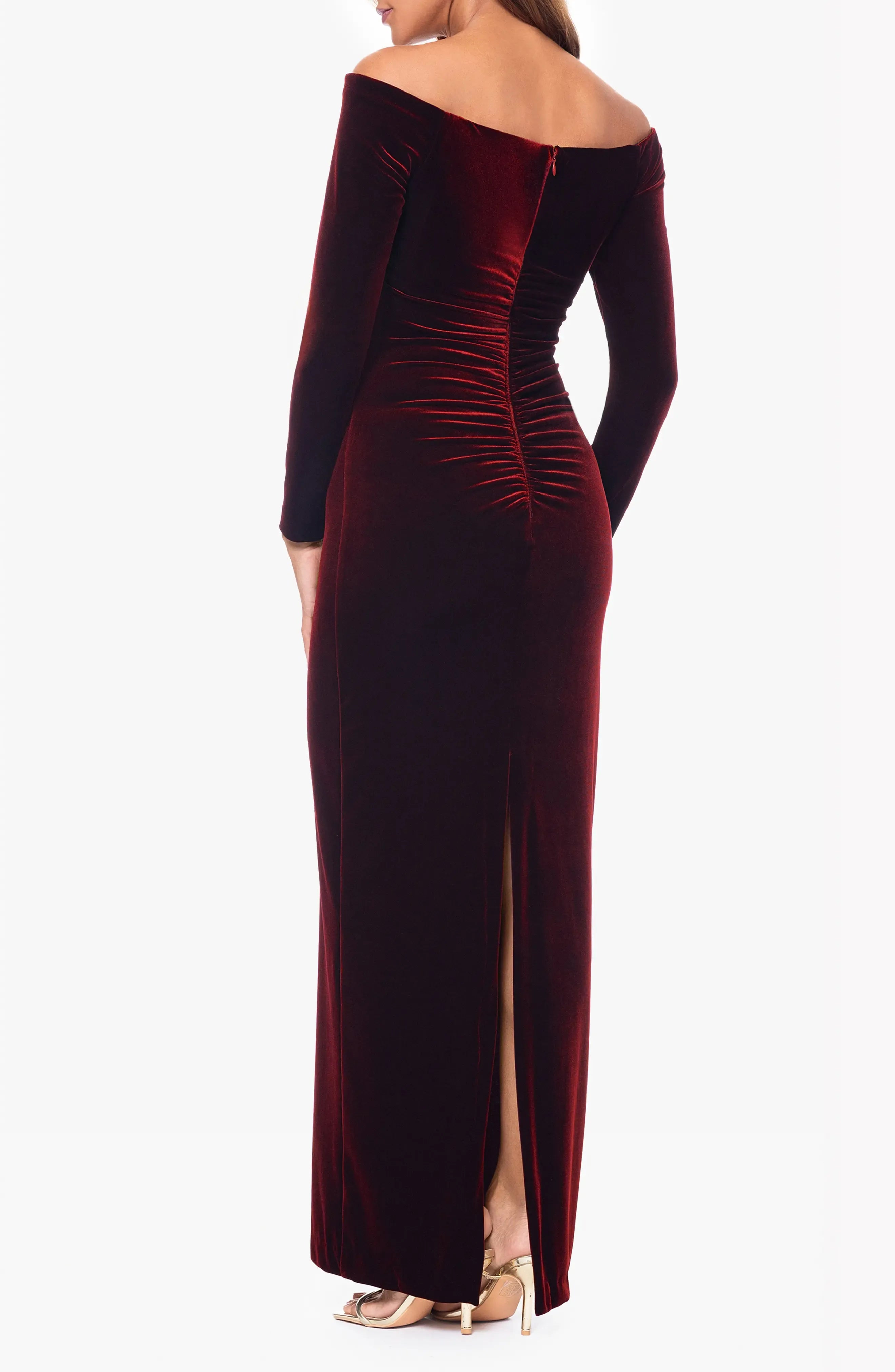 Luxurious Sheath Off Shoulder Long Sleeve Ruched Back Maxi For Adults Evening Dress