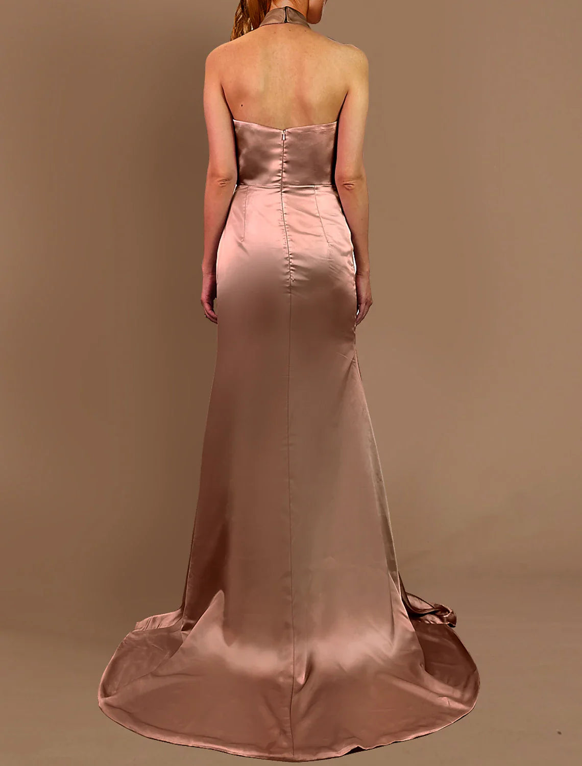 Mermaid Dress Evening Gown High Split Dress Halter Neck Christmas Red Green Dress Wedding Sweep Brush Train Sleeveless Bridesmaid Dress Satin With Pleats simple gentle atmospheric and unique desi Bring summer colors to enhance whiteness