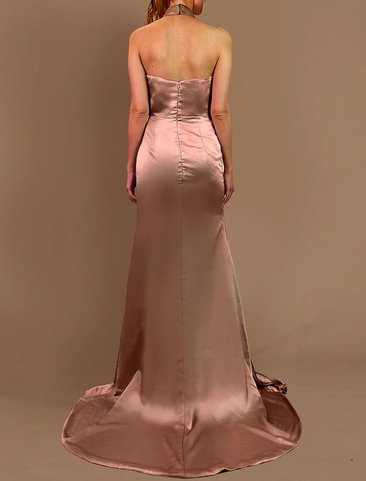Mermaid Dress Evening Gown High Split Dress Halter Neck Christmas Red Green Dress Wedding Sweep Brush Train Sleeveless Bridesmaid Dress Satin With Pleats simple gentle atmospheric and unique desi Bring summer colors to enhance whiteness