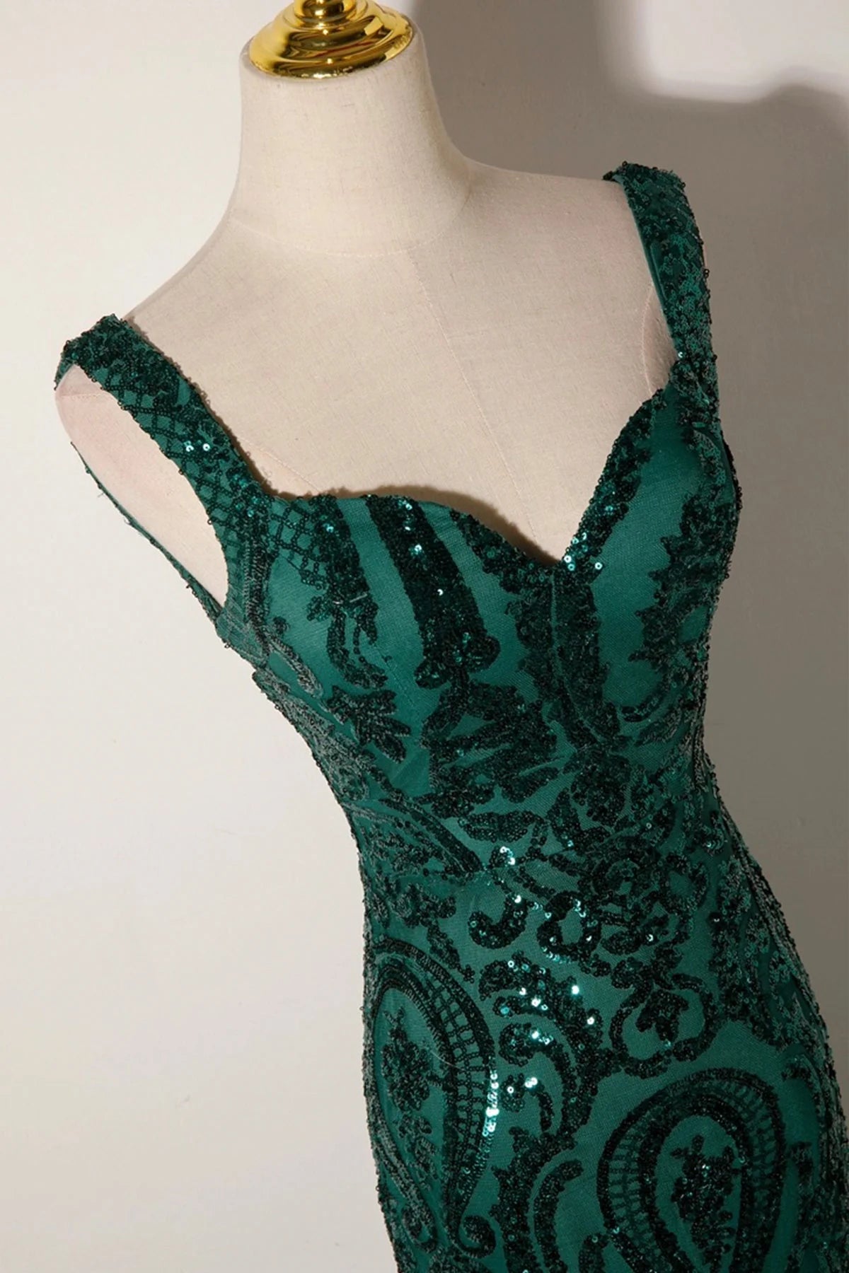 Mermaid Sequins Long Prom Dress Backless Evening Party Dress simple gentle atmospheric and unique desi Brin