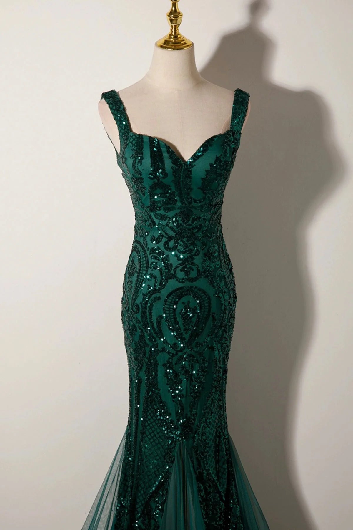 Mermaid Sequins Long Prom Dress Backless Evening Party Dress simple gentle atmospheric and unique desi Brin