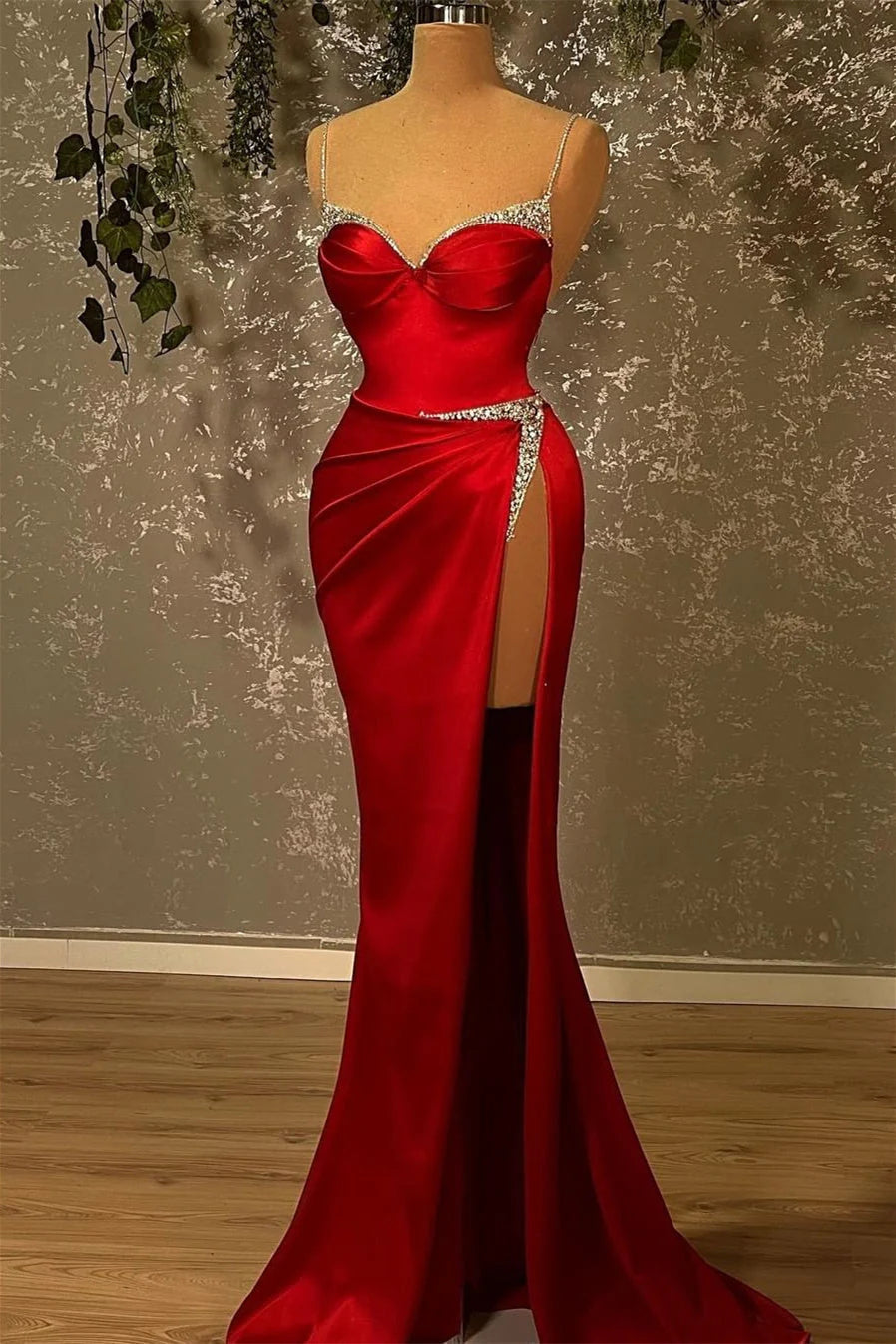 Mermaid Spaghetti Strap Sweetheart Floor-length Sleeveless Red High Split Prom Dresses simple gentle atmospheric and unique desi Bring summer colors to enhance whiteness