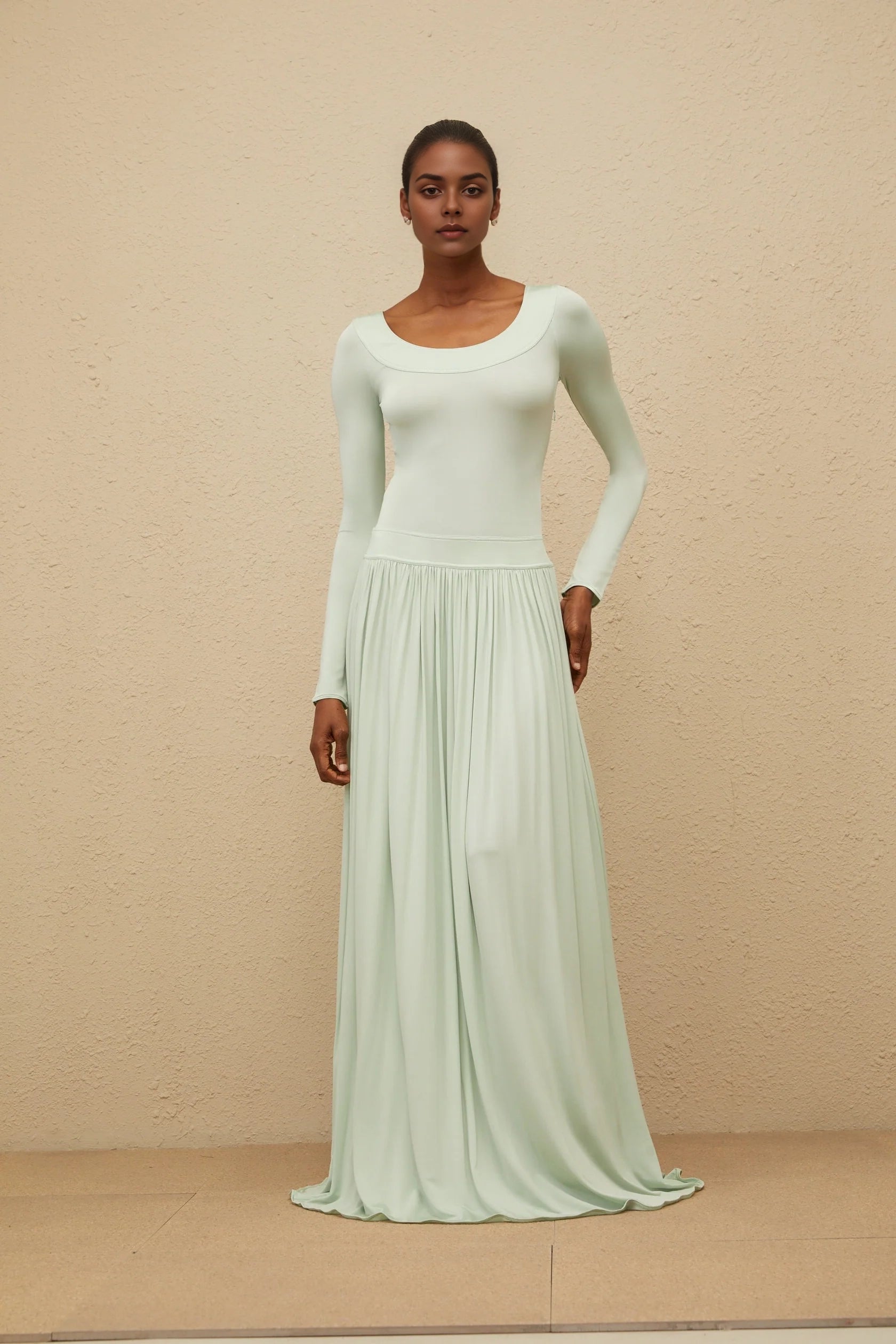 Mint Green Long - Sleeve Maxi Dress Green Open-Back Shirred Maxi Dress Evening Dress