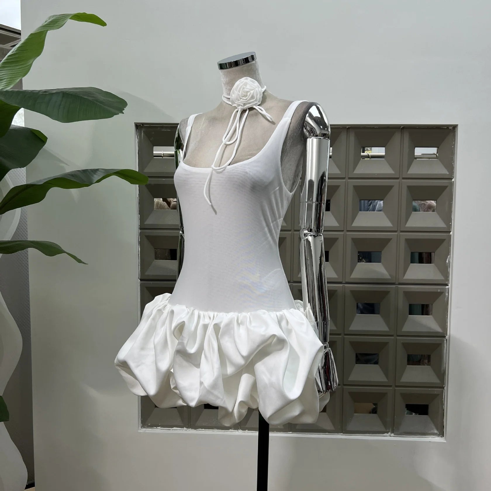 Modest Sheath Square Neck Tight Short White Formal Homecoming Dress Short 18th Birthday Outfits Graduation Dress Cocktail Dresses