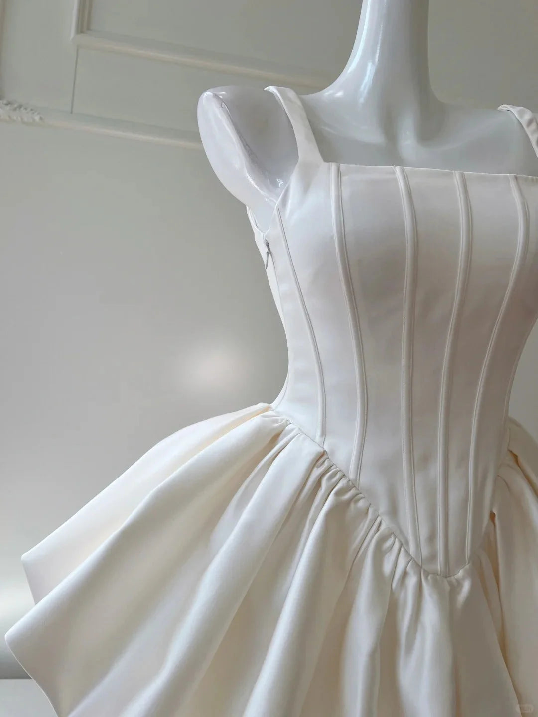 Moonlight White Short Satin Homecoming Dress Party Gown  simple gentle atmospheric and unique desi Bring summer colors to enhance whiteness