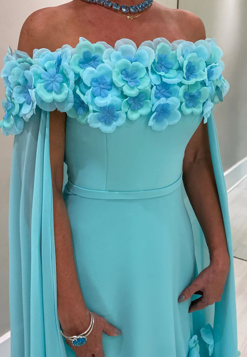 Off-Shoulder 3D Floral Pleated Chiffon A-Line Mother of Bride Dress simple gentle atmospheric and unique desi Bring summer colors to enhance whiteness