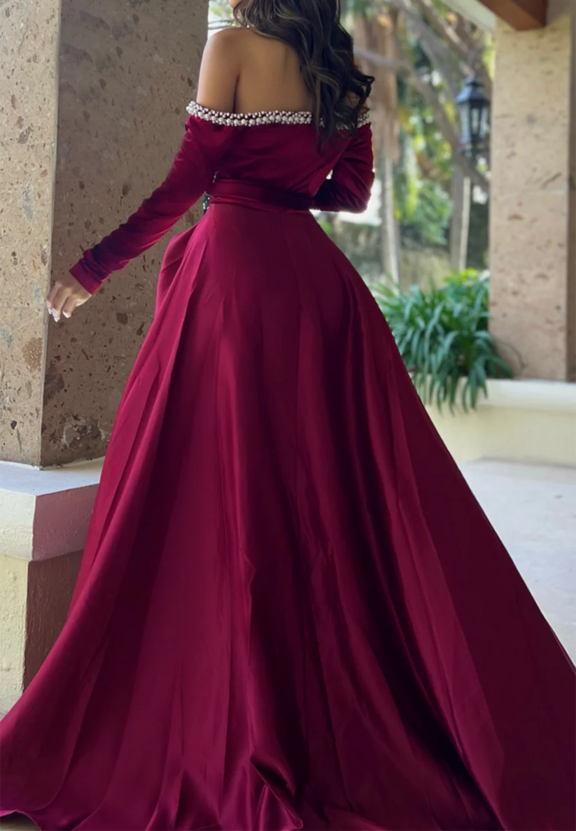 Off-Shoulder Long Sleeves Beaded High Slit A-Line Prom Dress simple gentle atmospheric and unique desi Bring summer colors to enhance whiteness