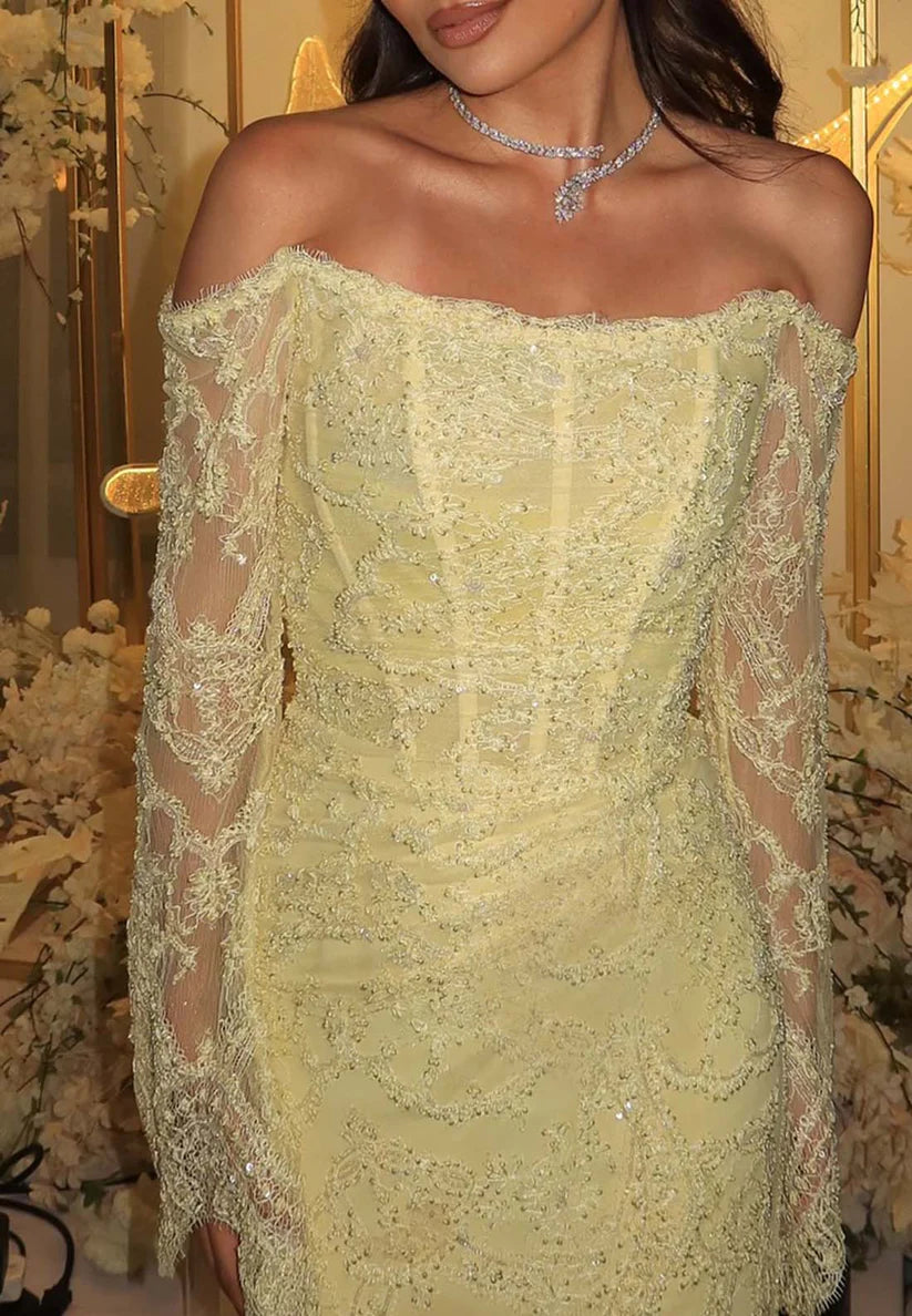 Off-Shoulder Long Sleeves Lace Appliques Sheath Prom Dress simple gentle atmospheric and unique desi Bring summer colors to enhance whiteness