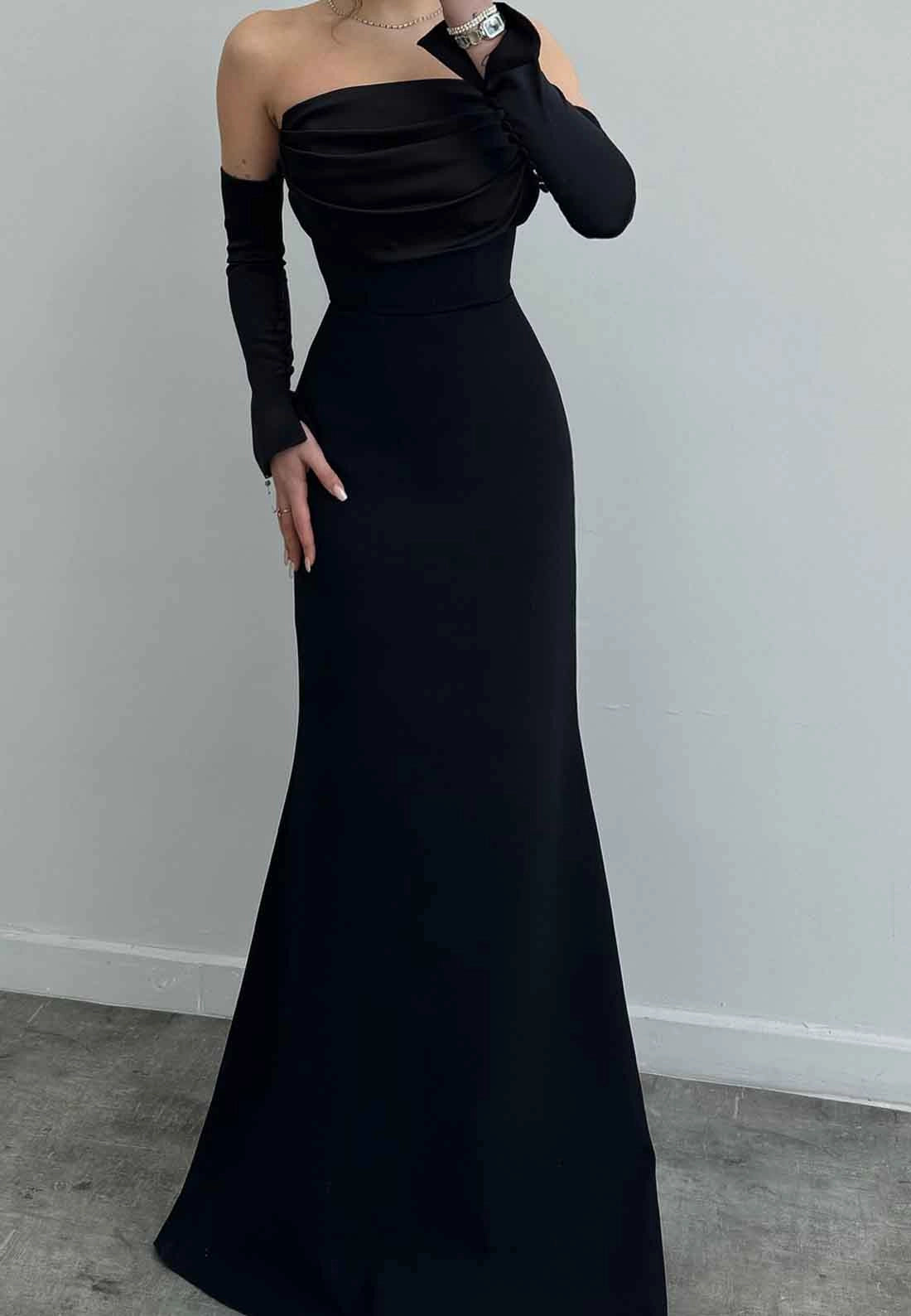 Off-Shoulder Pleated Sleek Prom Dress Mermaid Formal Dress simple gentle atmospheric and unique desi Bring summer colors to enhance whiteness