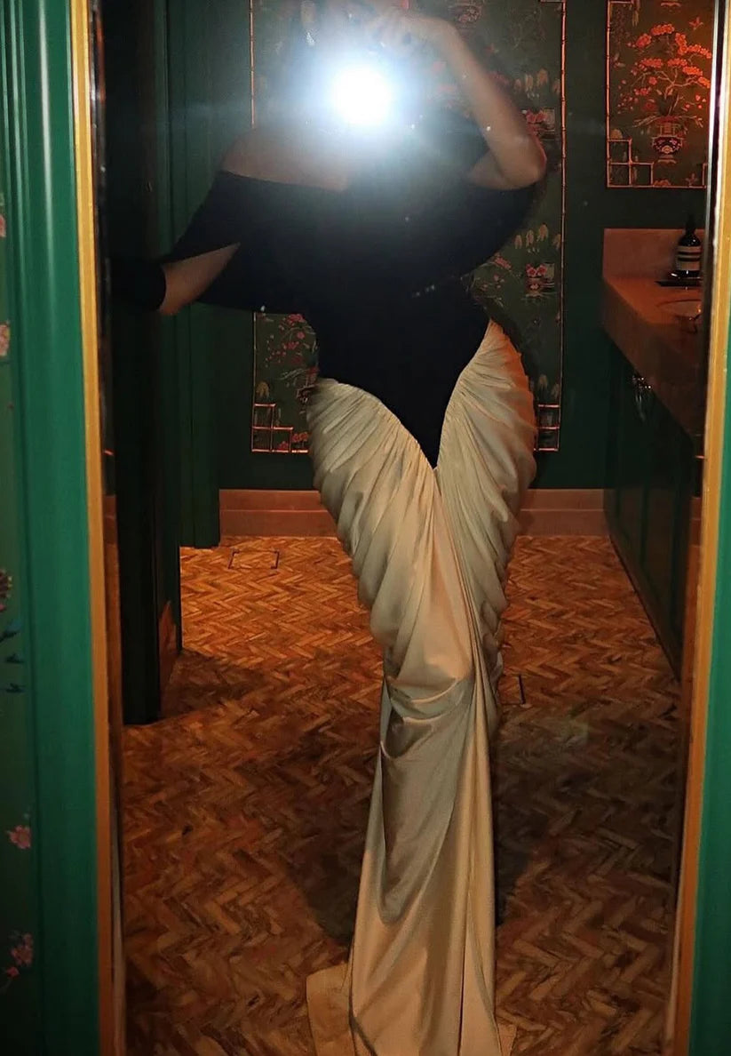 Off-Shoulder Strapless Pleated Mermaid Evening Dress simple gentle atmospheric and unique desi Bring summer colors to enhance whiteness