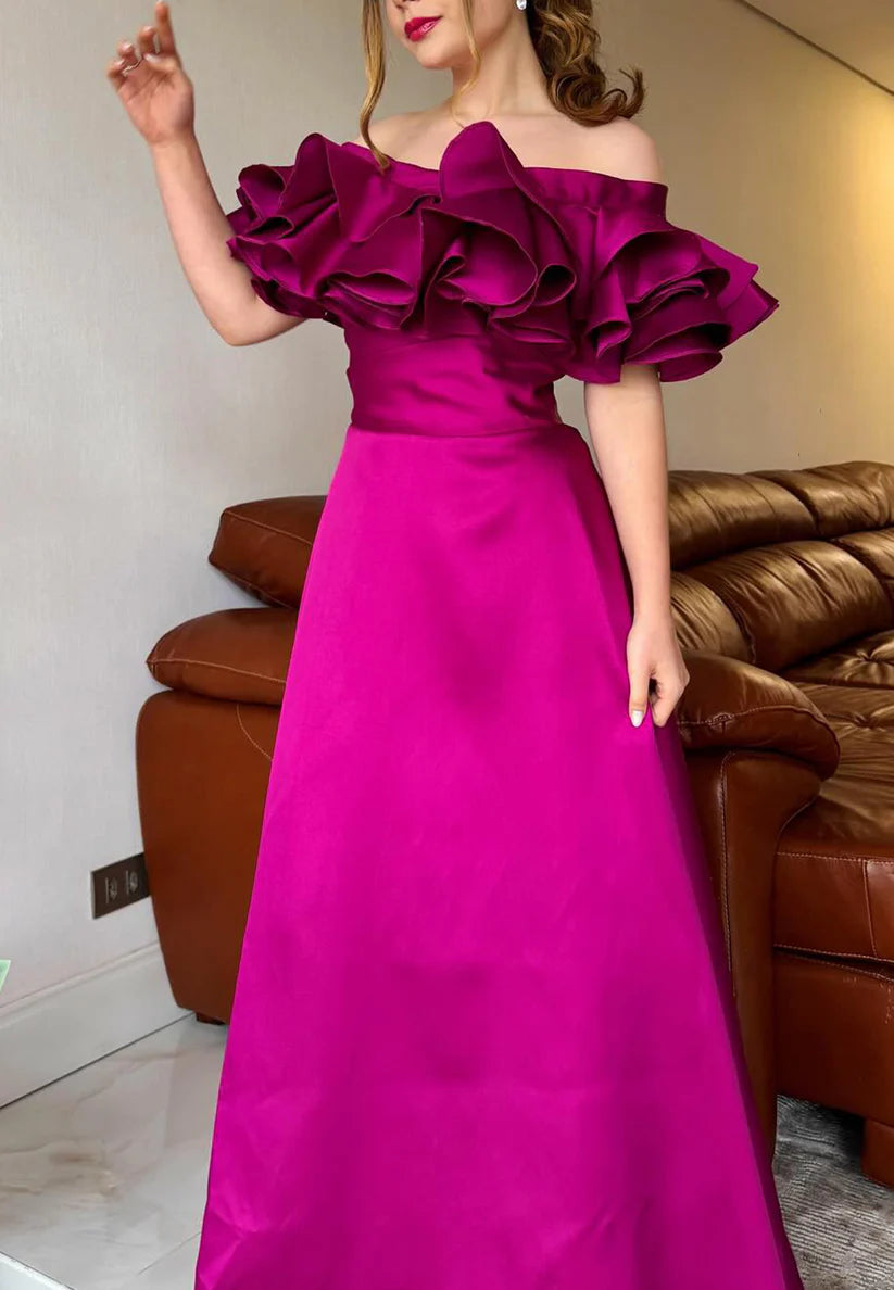 Off-Shoulder Strapless Ruffled Sleek A-Line Evening Dress simple gentle atmospheric and unique desi Bring summer colors to enhance whiteness