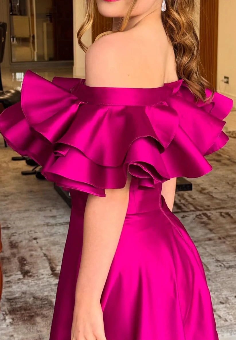 Off-Shoulder Strapless Ruffled Sleek A-Line Evening Dress simple gentle atmospheric and unique desi Bring summer colors to enhance whiteness